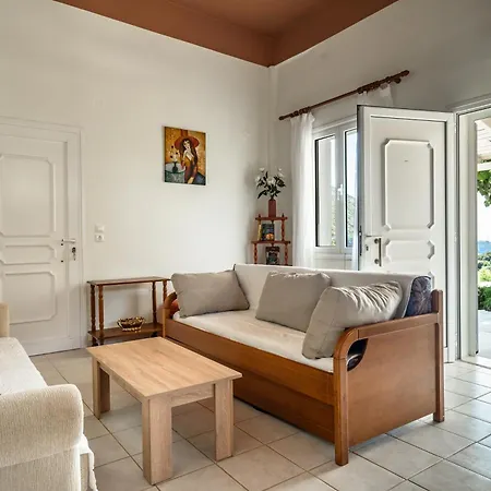 Διαμέρισμα Iri's Place *