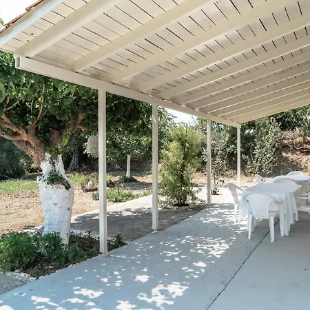 Διαμέρισμα Iri's Place Mavrata